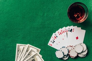 Live dealer table interface on gr toto showing real-time game play and betting options
