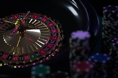 Treasures of Aztec bonus round and free spins feature